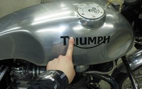 TRIUMPH THRUXTON 900 2007