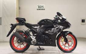 SUZUKI GSX-R125 DL33B