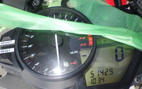 YAMAHA YZF-R1