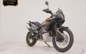 KTM 890 ADVENTURE	 2026