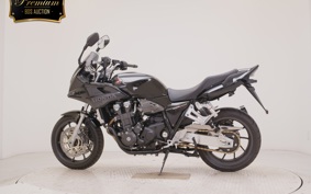 HONDA CB1300SB SUPER BOLDOR 2025 SC54