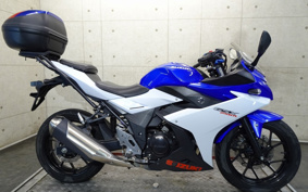 SUZUKI GSX250 R DN11A
