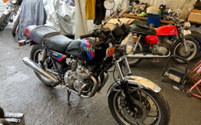 YAMAHA XJ550 4V8