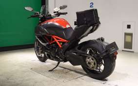 DUCATI DIAVEL Carbon 2012