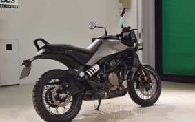 HUSQVARNA SVARTPILEN 401 2024