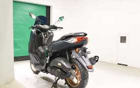 YAMAHA N-MAX 1998 SEG6J