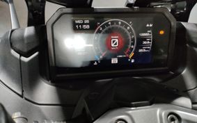 YAMAHA T-MAX 560 SJ19J