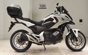 HONDA NC750X A 2016 RC90