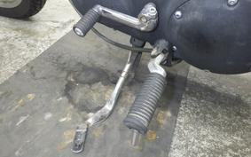 HARLEY XL883R 2005