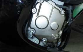 KAWASAKI ZX 10 NINJA R 2011