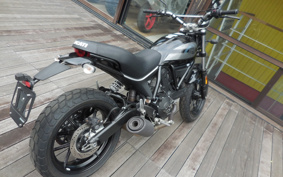 DUCATI SCRAMBLER SIXTY2 2016 KA00