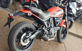DUCATI SCRAMBLER SIXTY2 2018 KA00