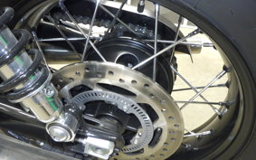 TRIUMPH BONNEVILLE T100 2022