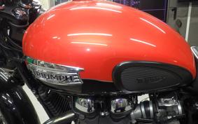 TRIUMPH BONNEVILLE T100 2015