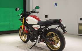 YAMAHA XSR155 2024