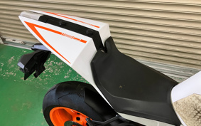 KTM 1190 RC8 R 2011 VR540