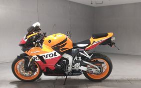 HONDA CBR600RR 2013 PC40