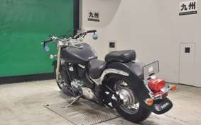 SUZUKI INTRUDER 400 Classic 2004 VK54A