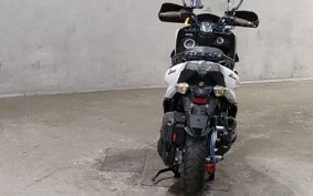 YAMAHA S-MAX SG27