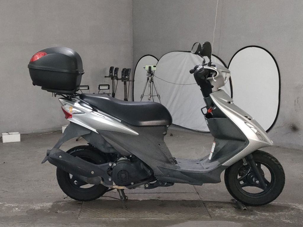 Фото Suzuki ADDRESS V125 с японского аукциона