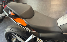 KTM 125 DUKE JGA40