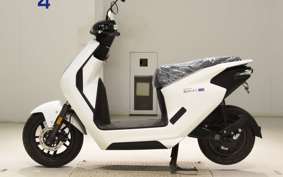 HONDA EM1E: EF16