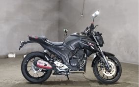 YAMAHA FZ25 RG42