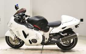 SUZUKI GSX-1300R HAYABUSA 2000