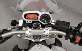 YAMAHA FZ1 FAZER N 2013 RN16