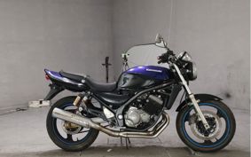 SUZUKI GSX250 ZR250C