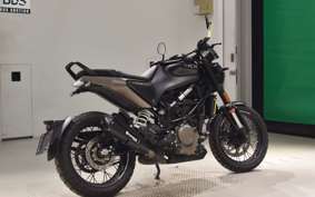 HUSQVARNA SVARTPILEN 401 2022