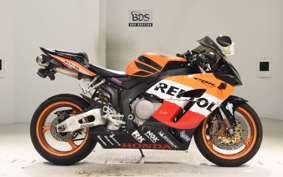 HONDA CBR1000RR 2005 SC57