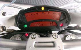 DUCATI MONSTAR M696 PLUS 2014 ZDMM503AADB