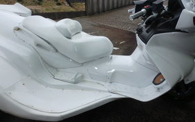 SUZUKI  SKY WAVE 650LX TRIKE  2003 CP51A..