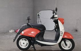 YAMAHA E- VINO  SY11J