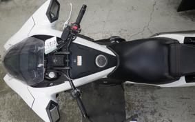 HONDA NM4 VULTUS -01 2018 RC82