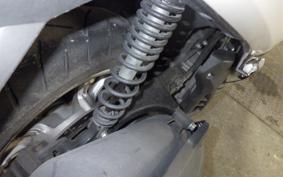 YAMAHA N-MAX 1999 SED6J
