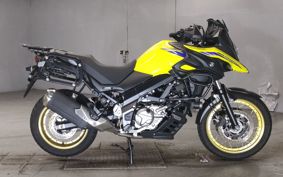 SUZUKI DL650 ( V-Strom 650 ) C733M