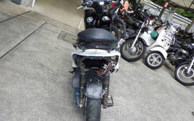 YAMAHA CYGNUS 125 XSR 2 2000 SE44J