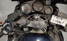 YAMAHA FZ750 1FM