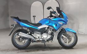 SUZUKI GSR250S GJ55D