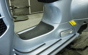 VESPA GTS300 SUPER テック 2023