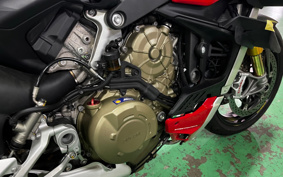 DUCATI  DUCATI  STREET  FIGHTER V4S 2022 1F00