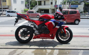 HONDA CBR600RR ABS 2024 PC40