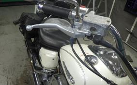 YAMAHA DRAGSTAR 1100 CLASSIC 2003 VP13J