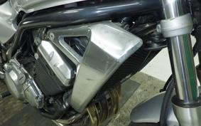 SUZUKI GSX250FX 2000 ZR250C