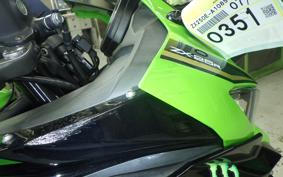 KAWASAKI ZX-25R ZX250E