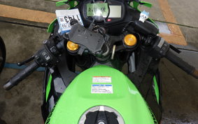 KAWASAKI ZX-25R 2005 ZX250E