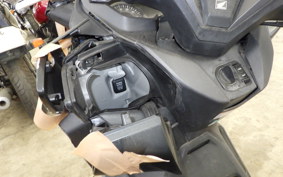 HONDA FORZA 250 MF13