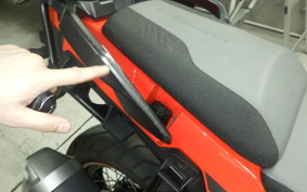 SUZUKI Vｽﾄﾛｰﾑ1050XT 2020 EF11M